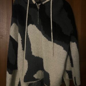POL Men's Black and White Zip-Up Sweater